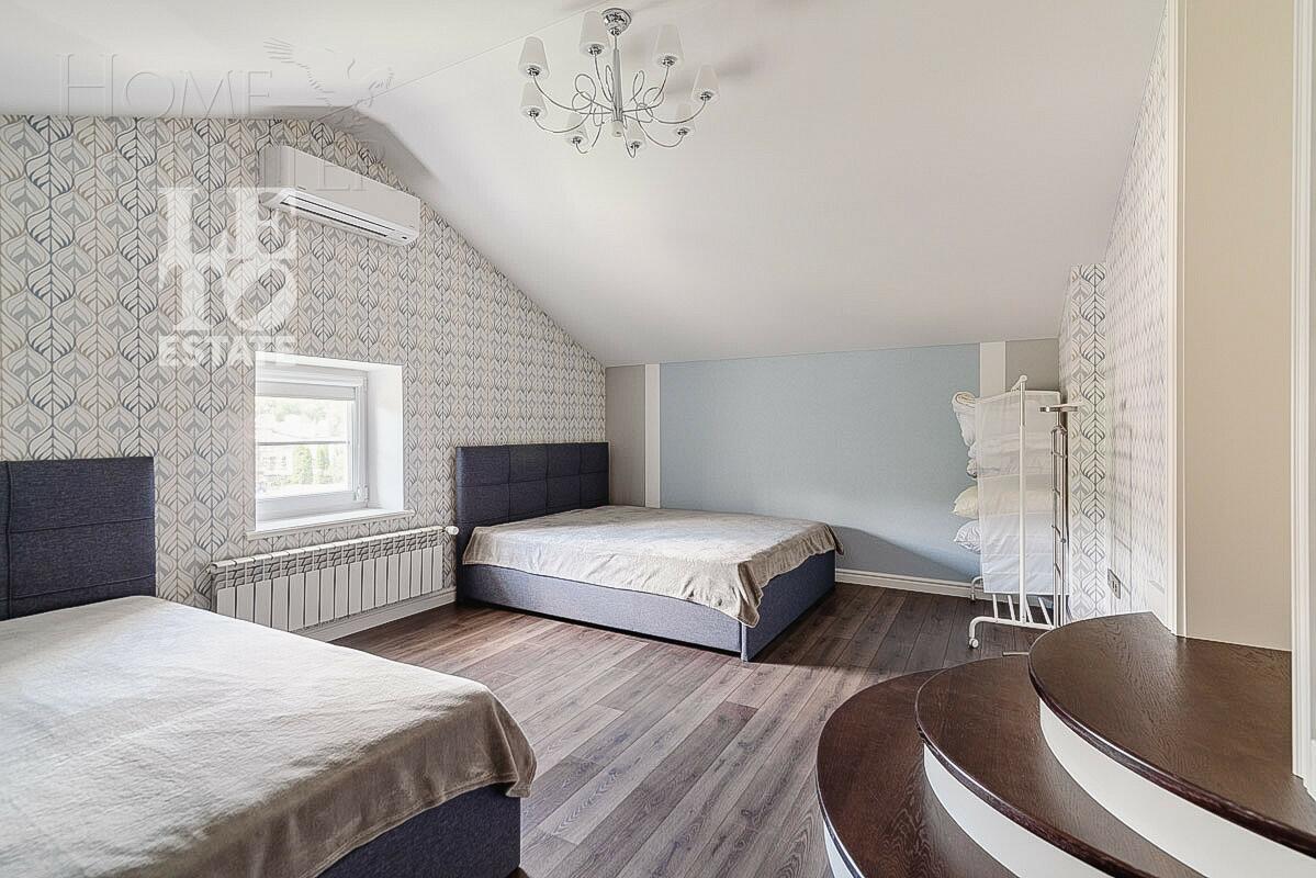 2-этажный коттедж 700 м² с отделкой