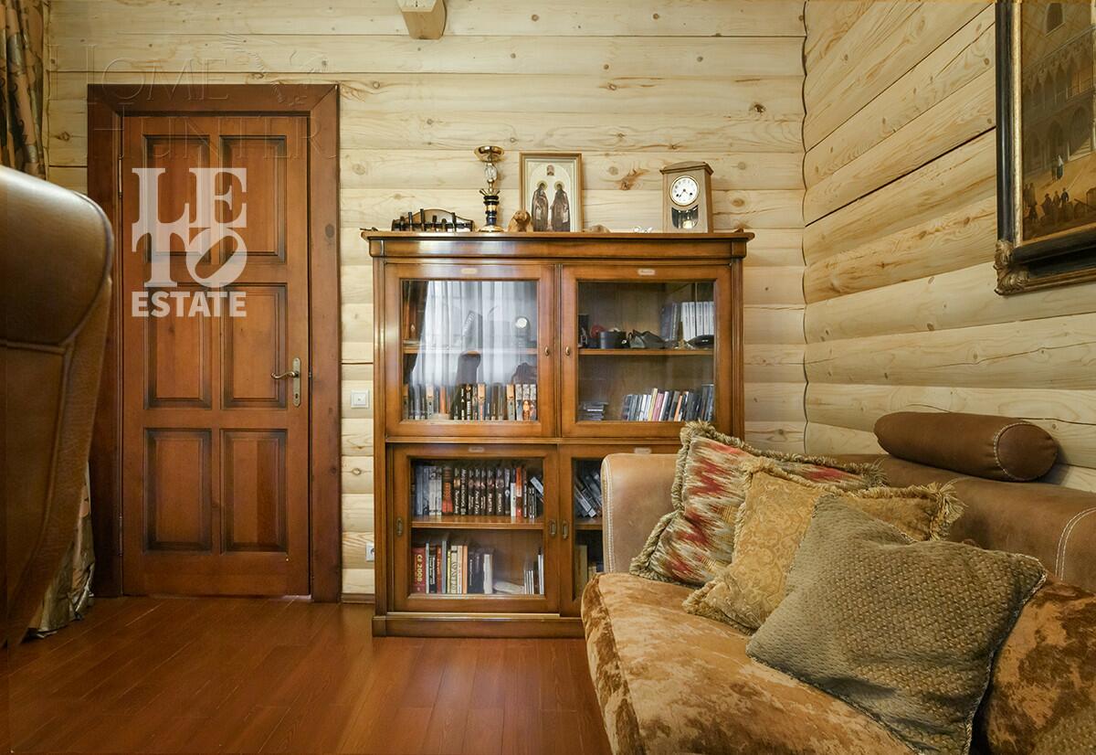 2-этажный коттедж 215.4 м² с отделкой