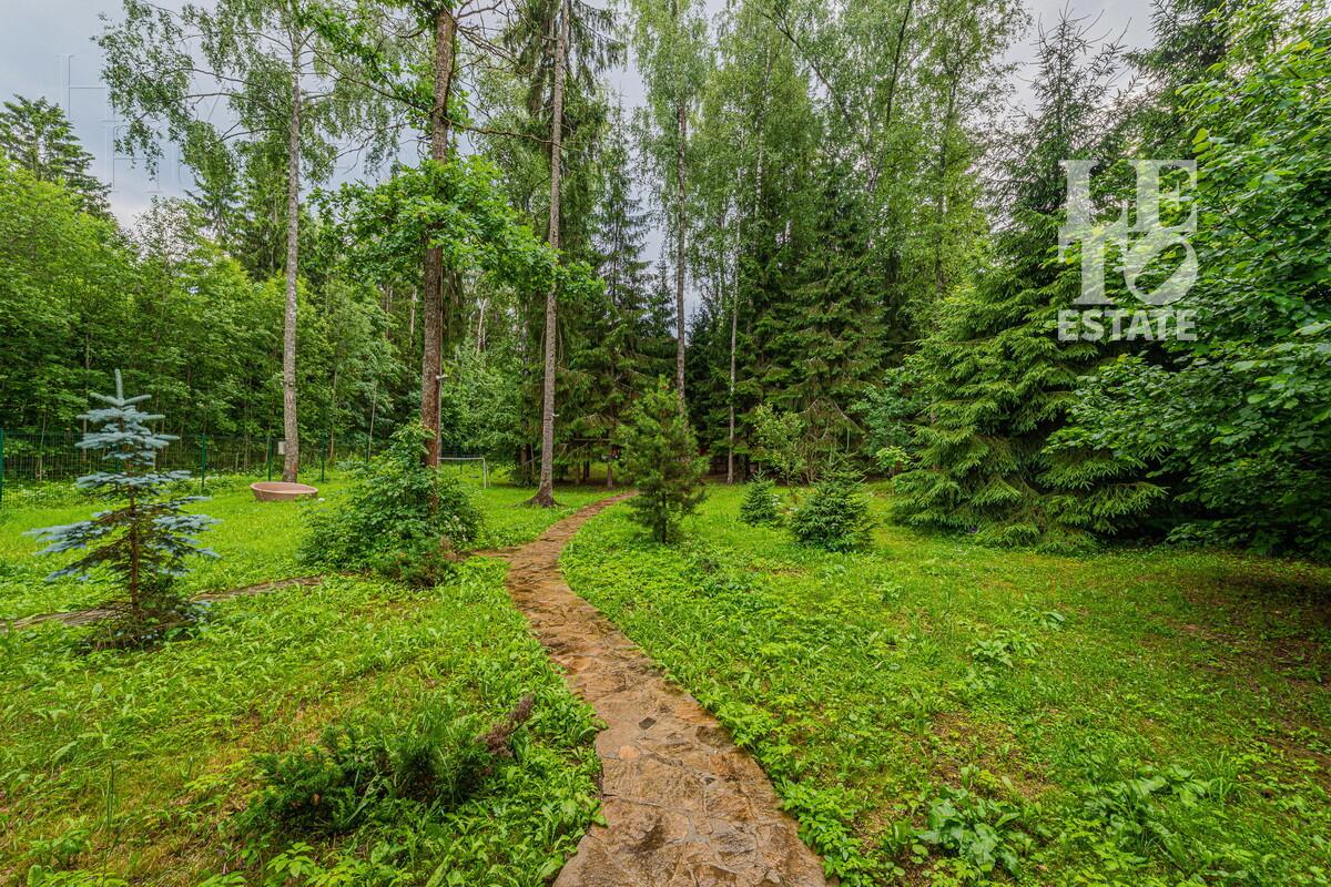 2-этажный коттедж 360 м² с отделкой