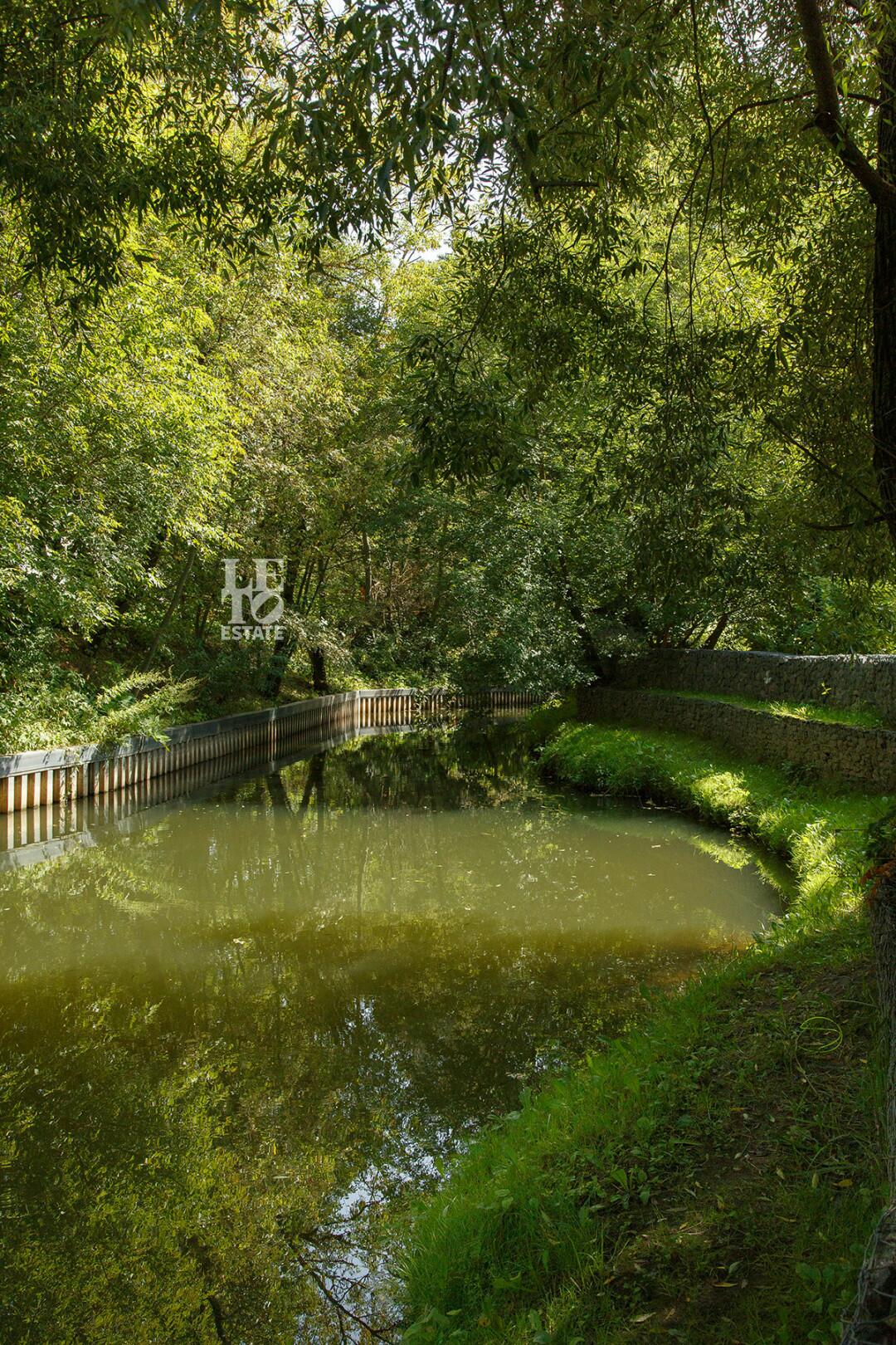 2-этажный таунхаус 270 м² без отделки