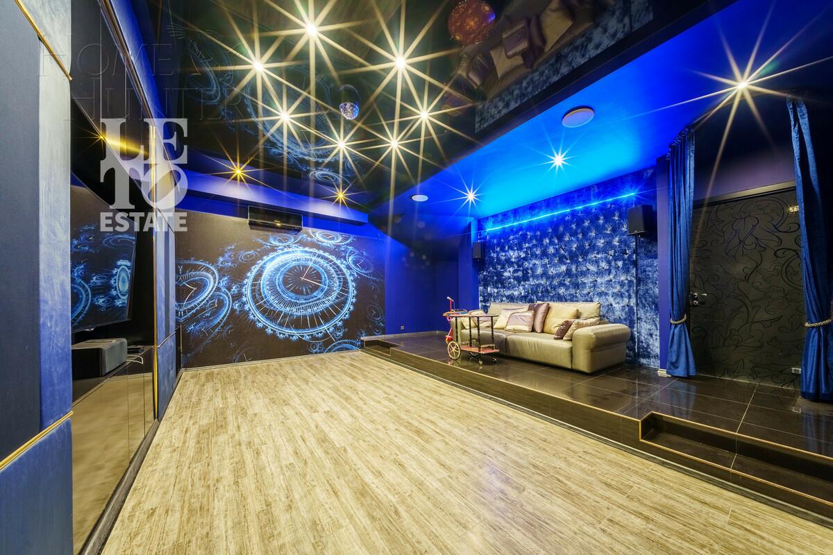 2-этажный коттедж 1 100 м² с отделкой