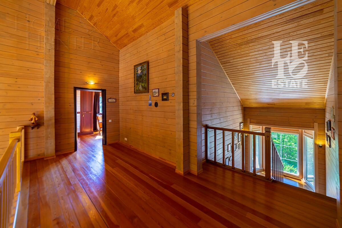 2-этажный коттедж 350 м² с отделкой