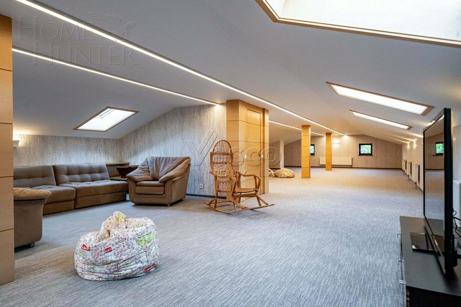 2-этажный коттедж 1 157 м² с отделкой