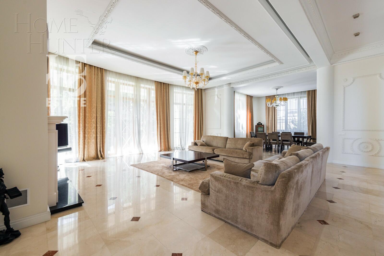 3-этажный коттедж 660 м² с отделкой