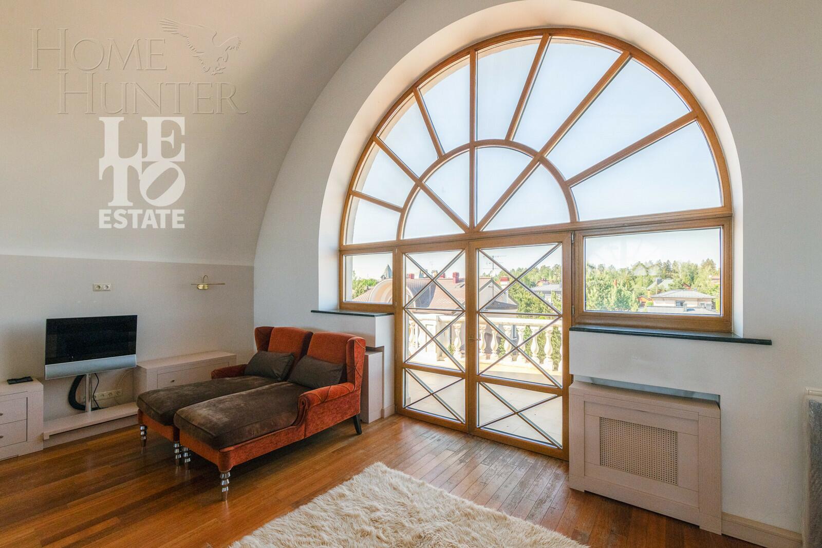 3-этажный коттедж 660 м² с отделкой