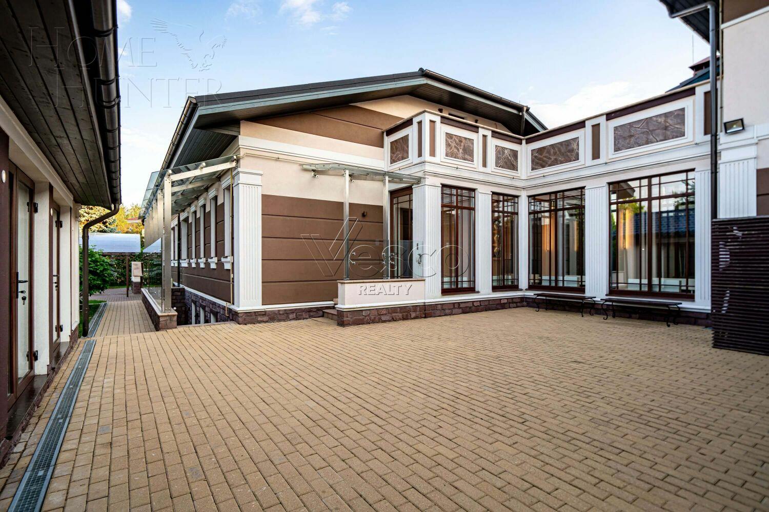 2-этажный коттедж 1 157 м² с отделкой