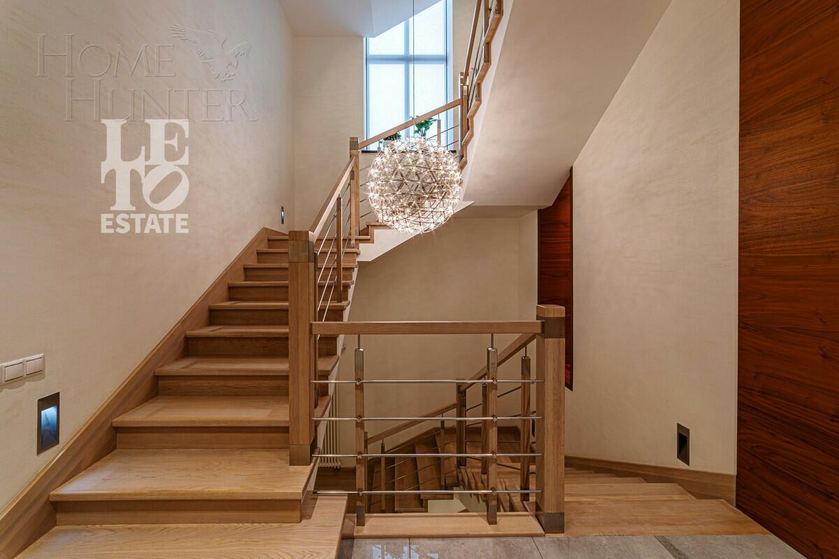 2-этажный коттедж 520 м² с отделкой