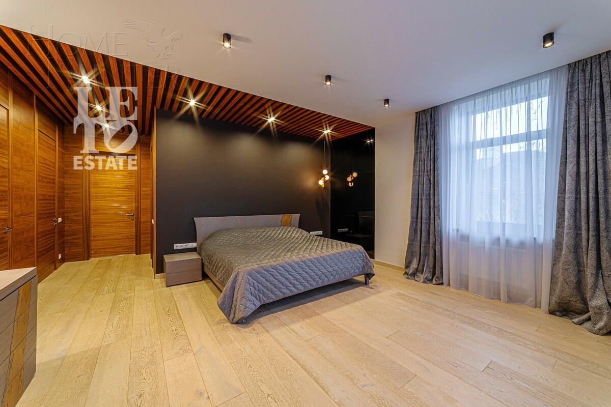 2-этажный коттедж 520 м² с отделкой