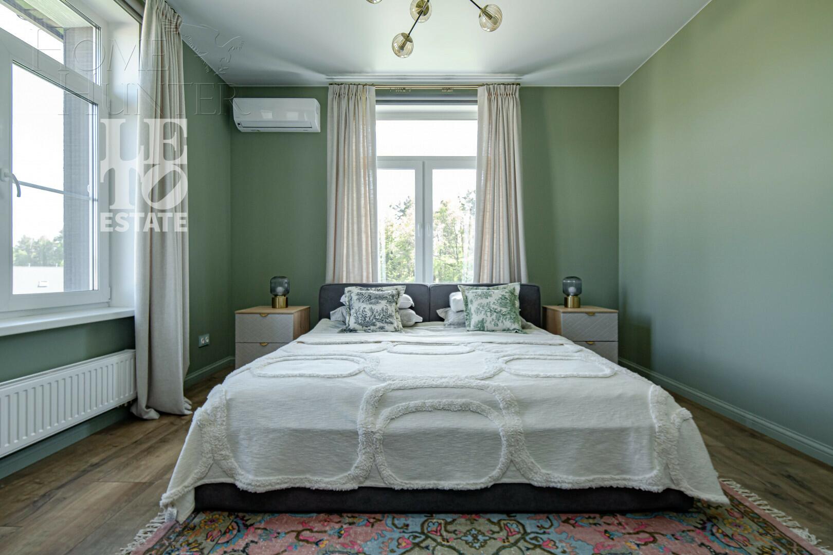 3-этажный коттедж 422 м² с отделкой