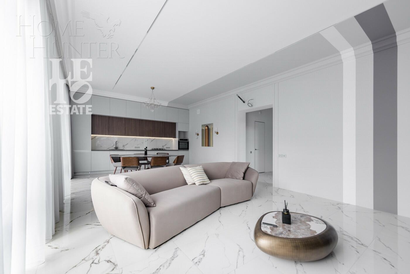 2-этажный коттедж 238.4 м² с отделкой