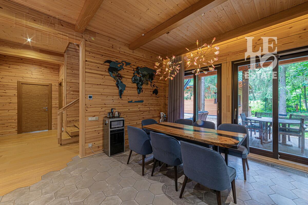 2-этажный коттедж 360 м² с отделкой