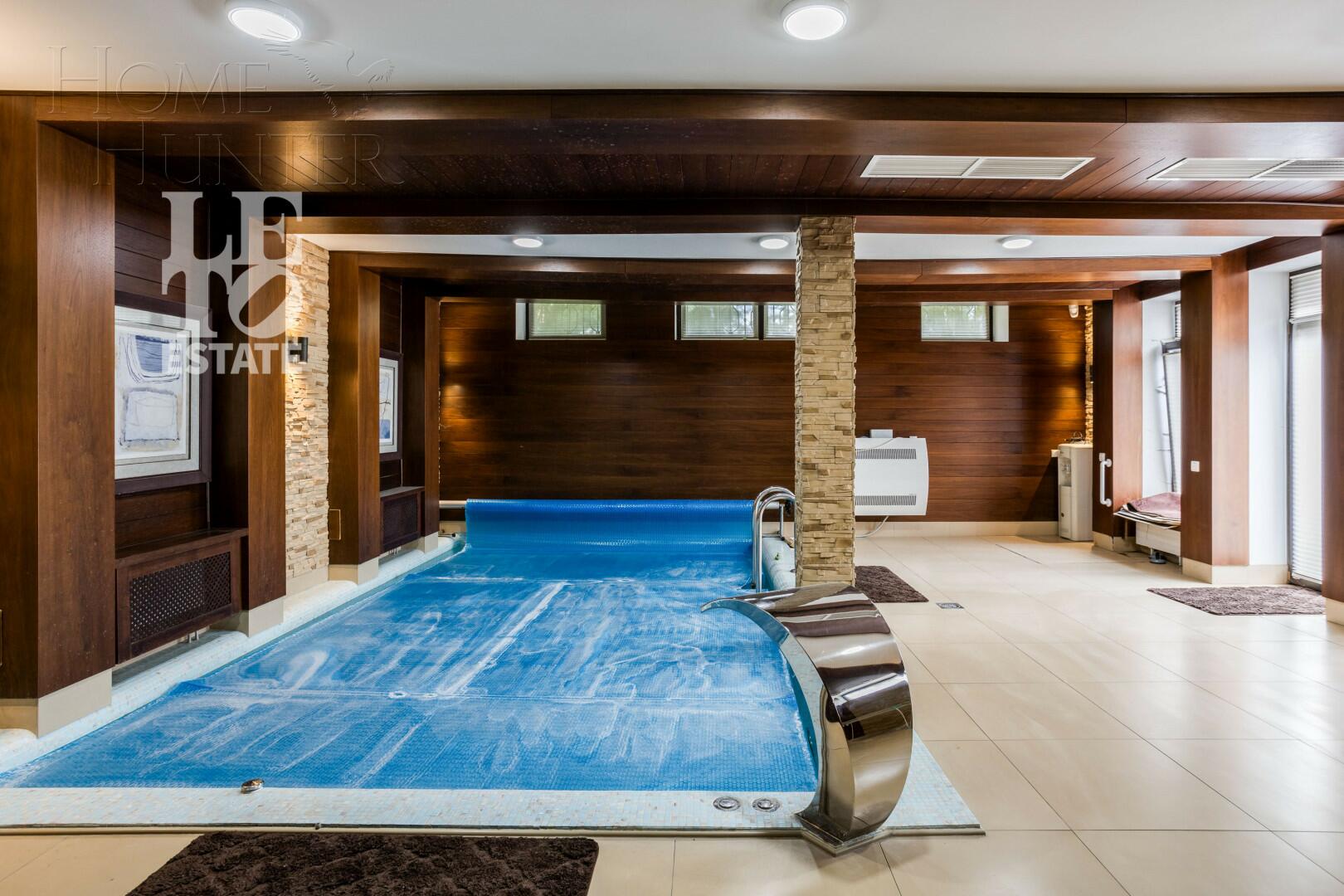 2-этажный коттедж 550 м² с отделкой