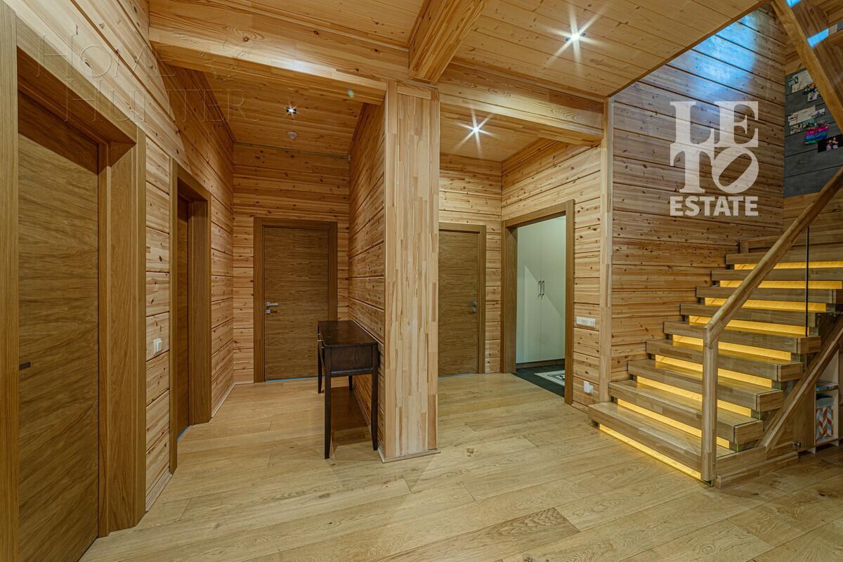 2-этажный коттедж 360 м² с отделкой