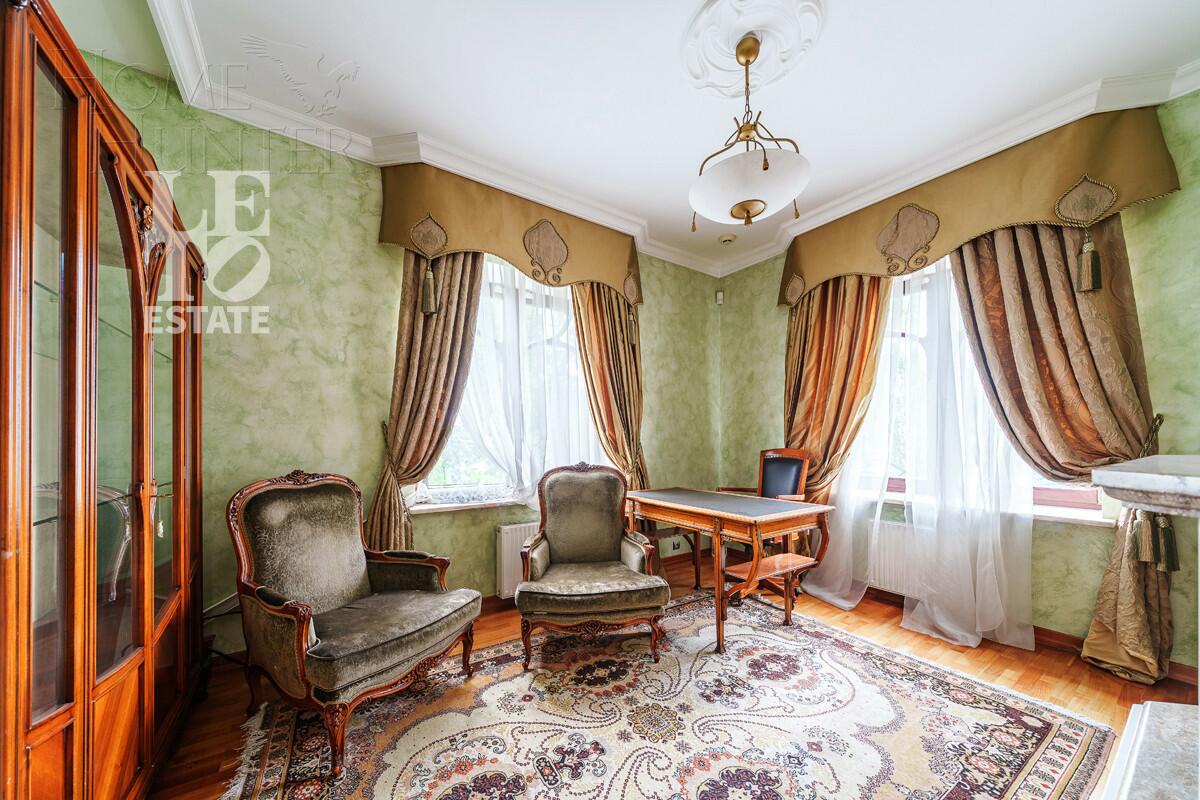 2-этажный коттедж 450 м² с отделкой