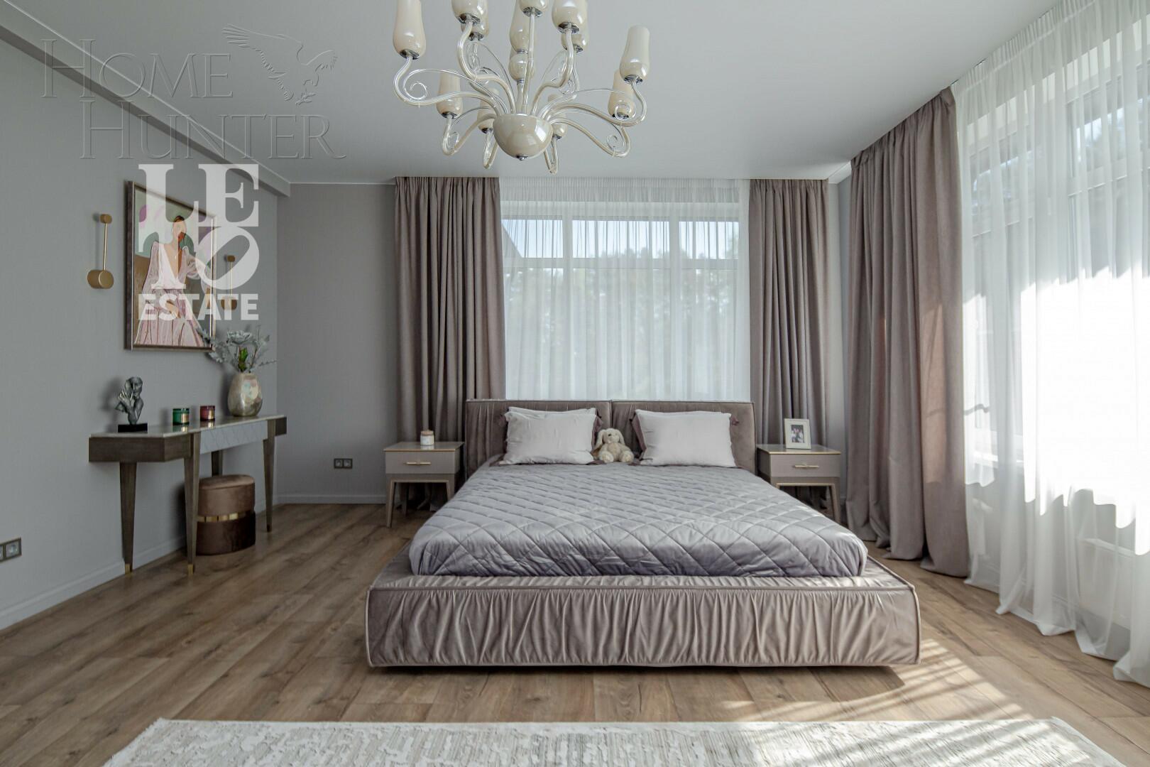 3-этажный коттедж 422 м² с отделкой