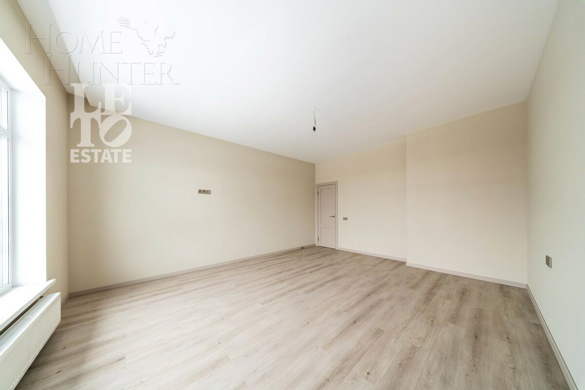 2-этажный коттедж 240 м² с отделкой