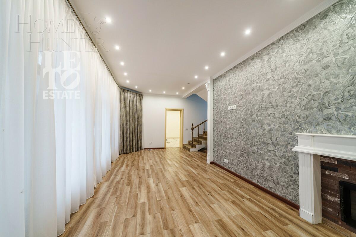 2-этажный коттедж 400 м² с отделкой