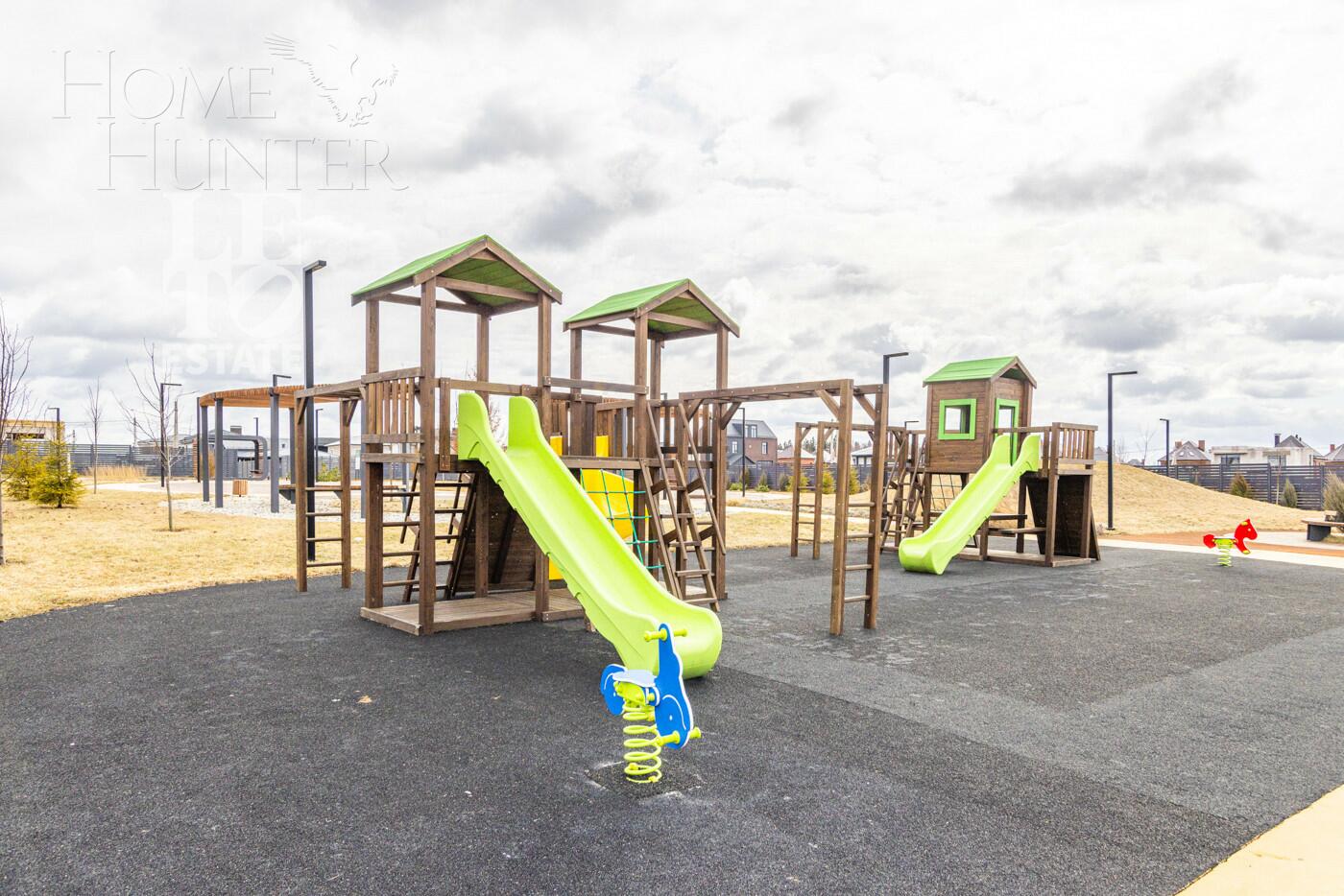 2-этажный коттедж 238.4 м² с отделкой