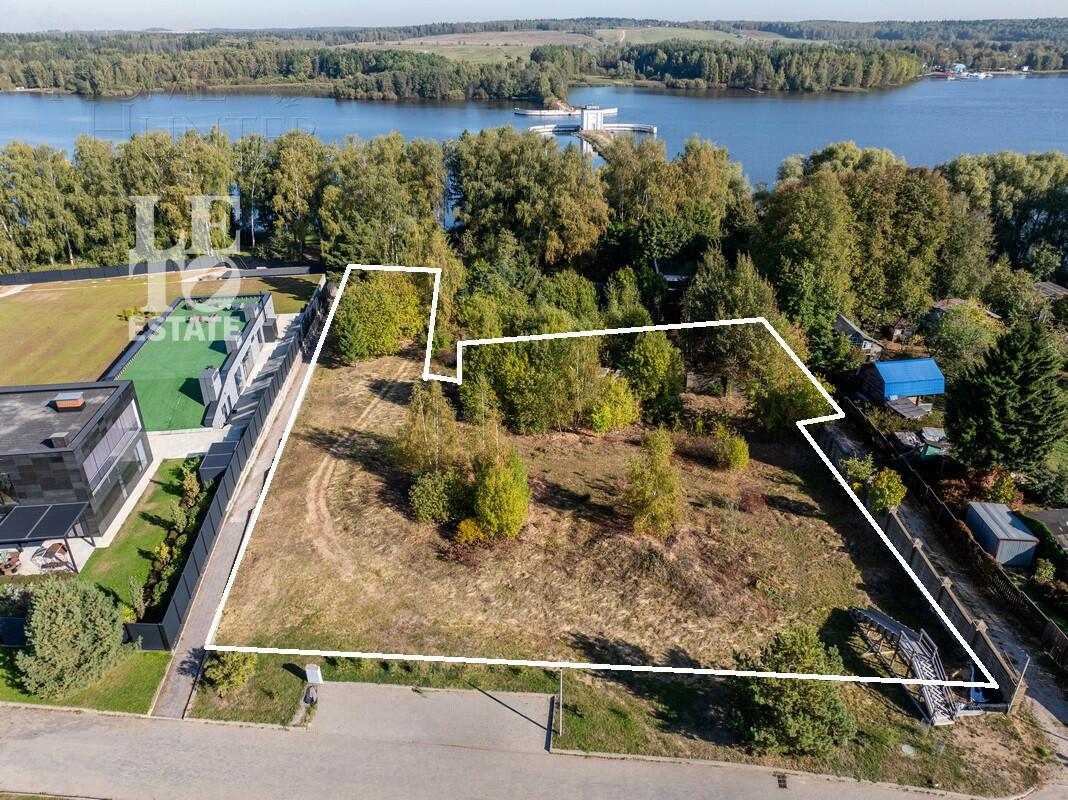 Участок 46.55 сот. в охраняемом поселке