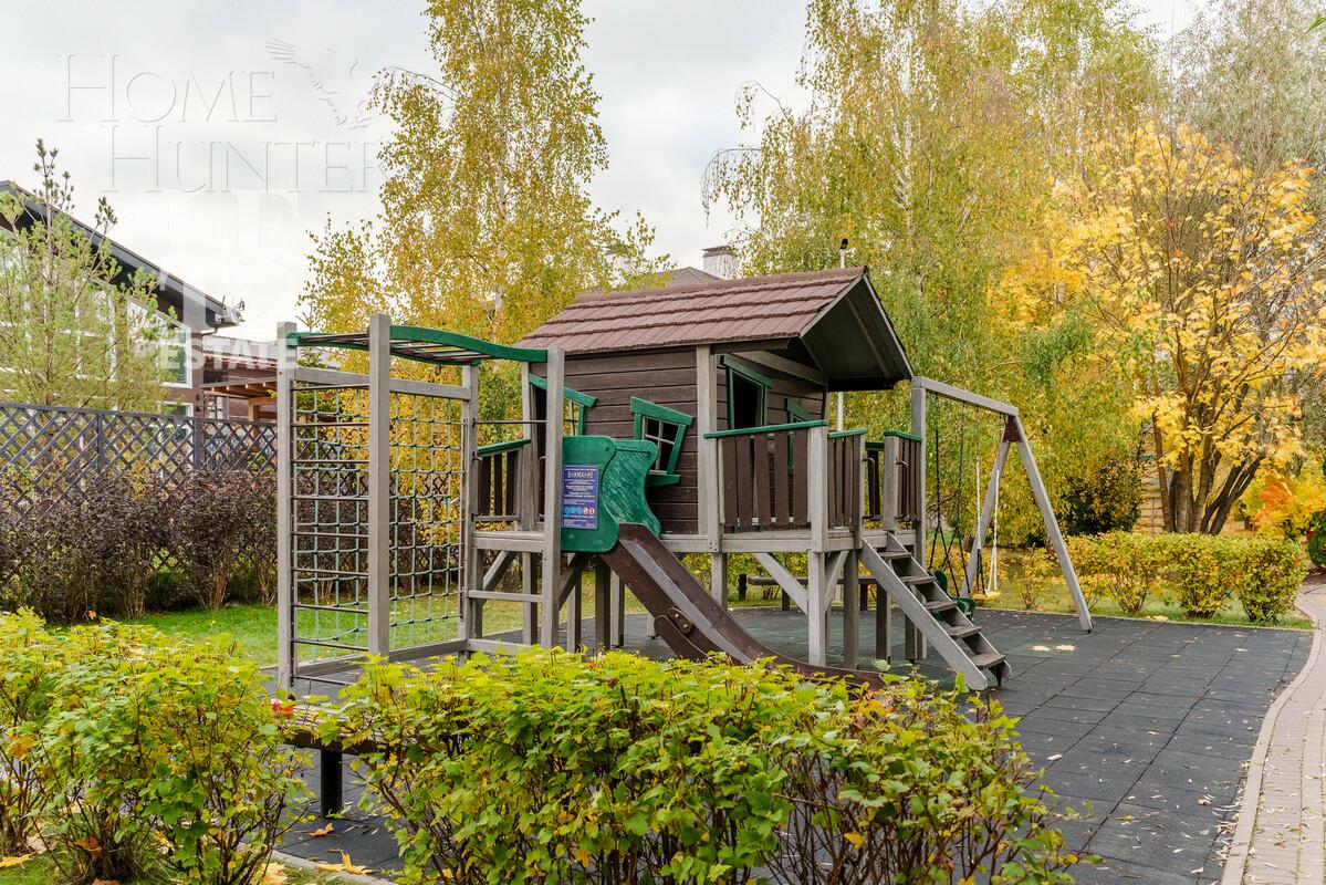 2-этажный коттедж 400 м² с отделкой