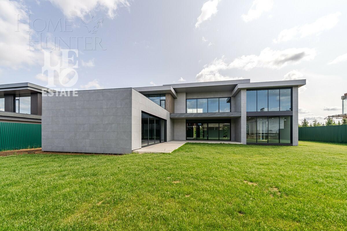 2-этажный коттедж 891 м² без отделки