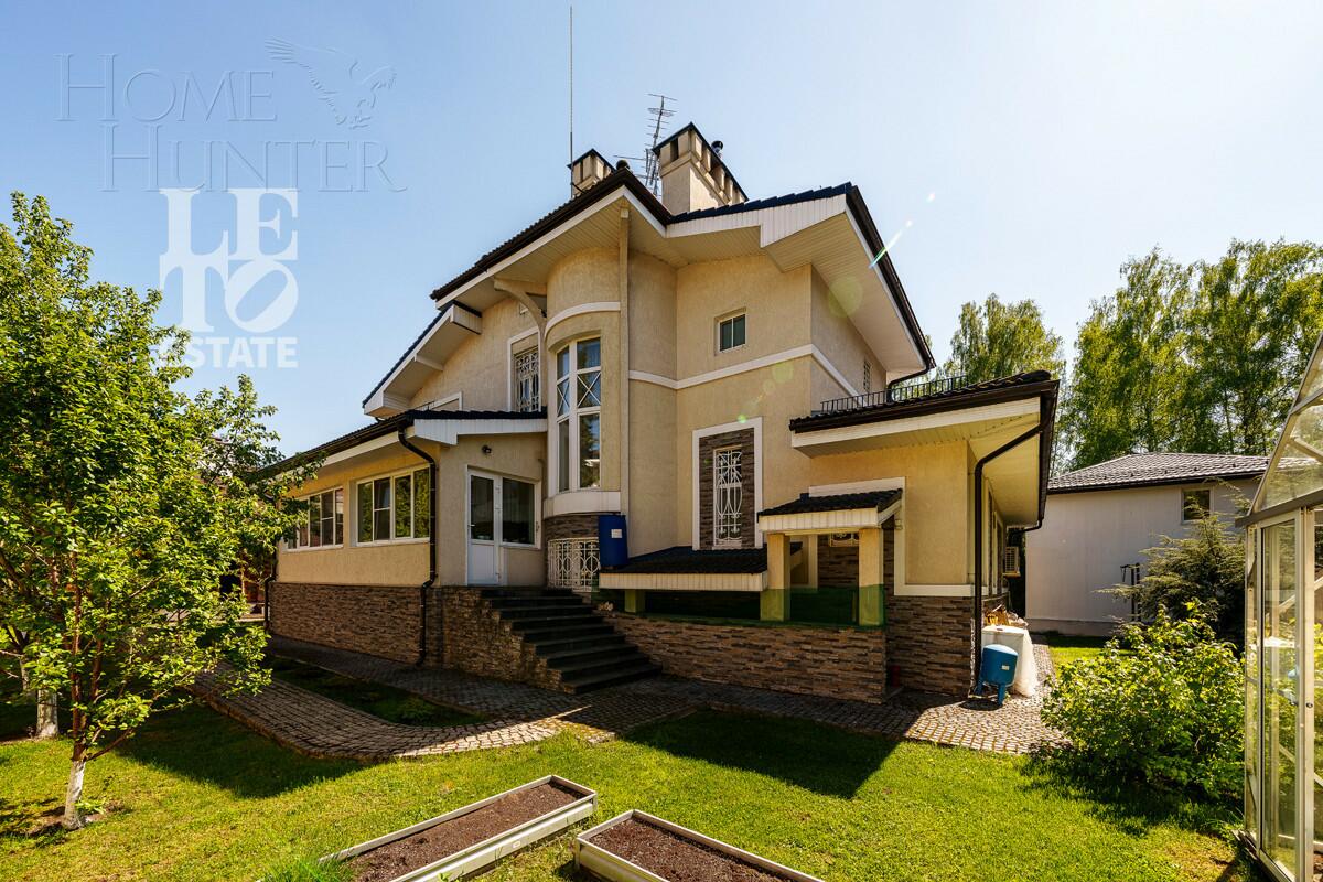 2-этажный коттедж 680 м² с отделкой