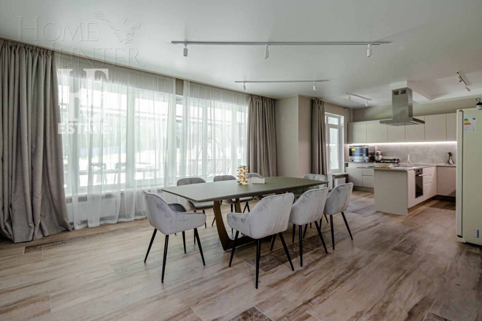 3-этажный коттедж 422 м² с отделкой