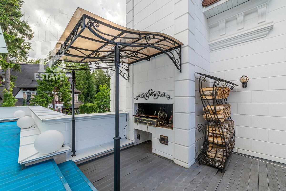 3-этажный коттедж 1 200 м² с отделкой