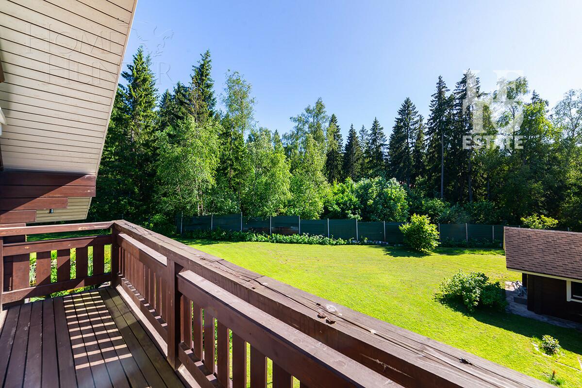 2-этажный коттедж 350 м² с отделкой