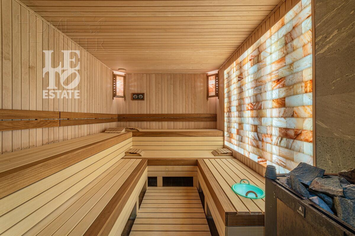 3-этажный коттедж 1 200 м² с отделкой