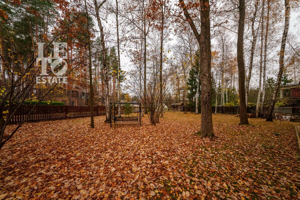 2-этажный коттедж 1 100 м² с отделкой