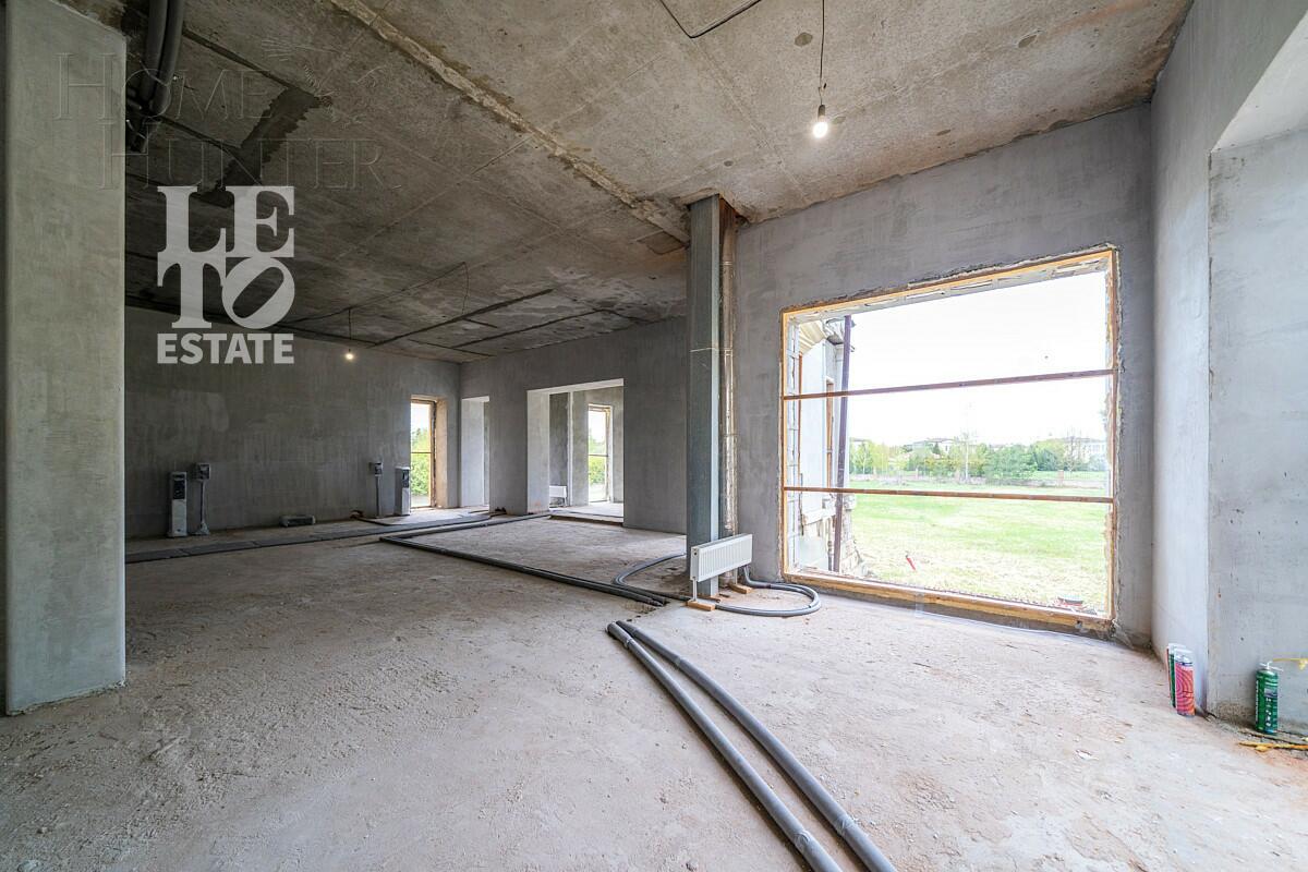 2-этажный коттедж 1 320 м² без отделки