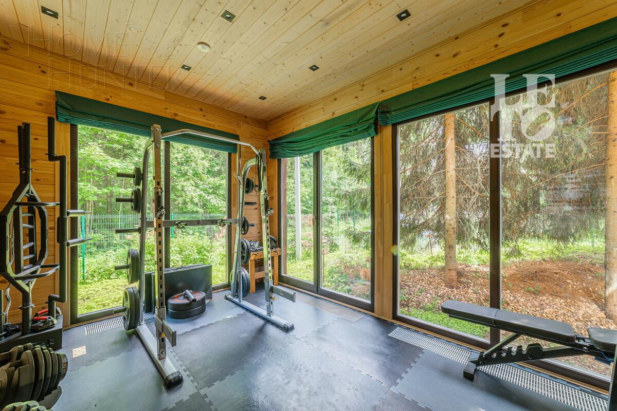 2-этажный коттедж 360 м² с отделкой