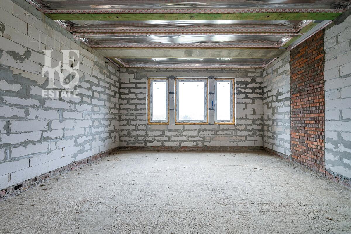 2-этажный коттедж 500 м² без отделки