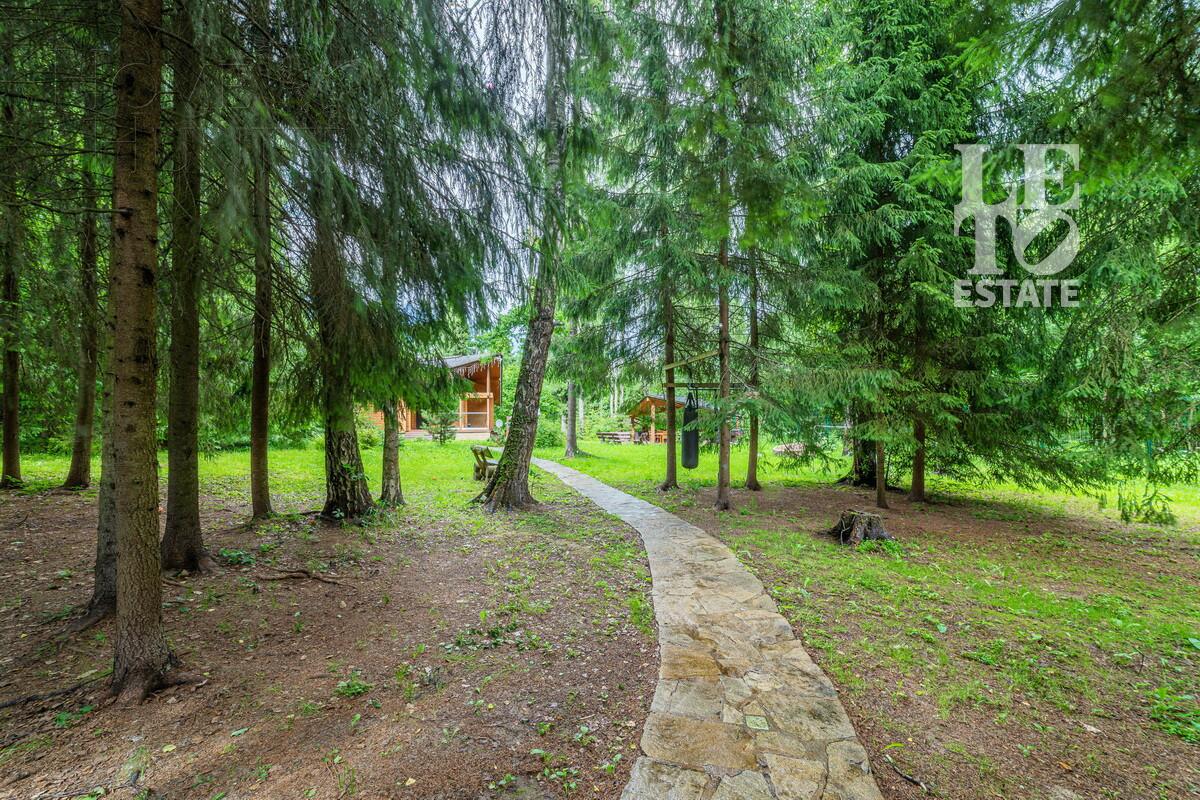 2-этажный коттедж 360 м² с отделкой