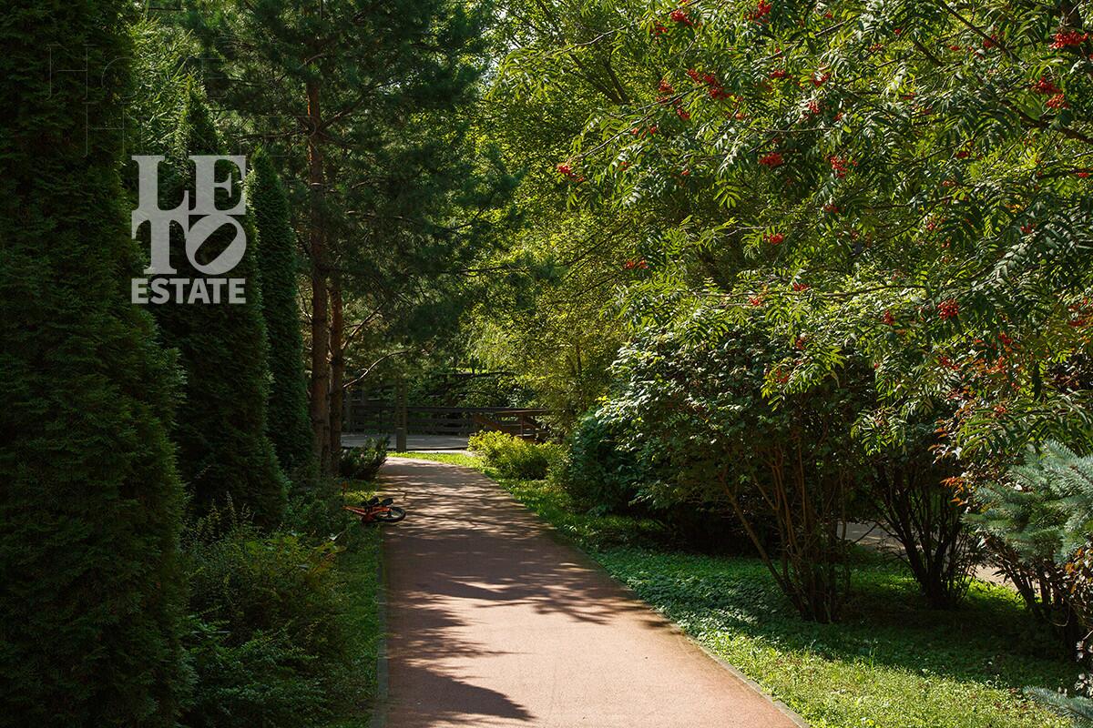 2-этажный таунхаус 270 м² без отделки