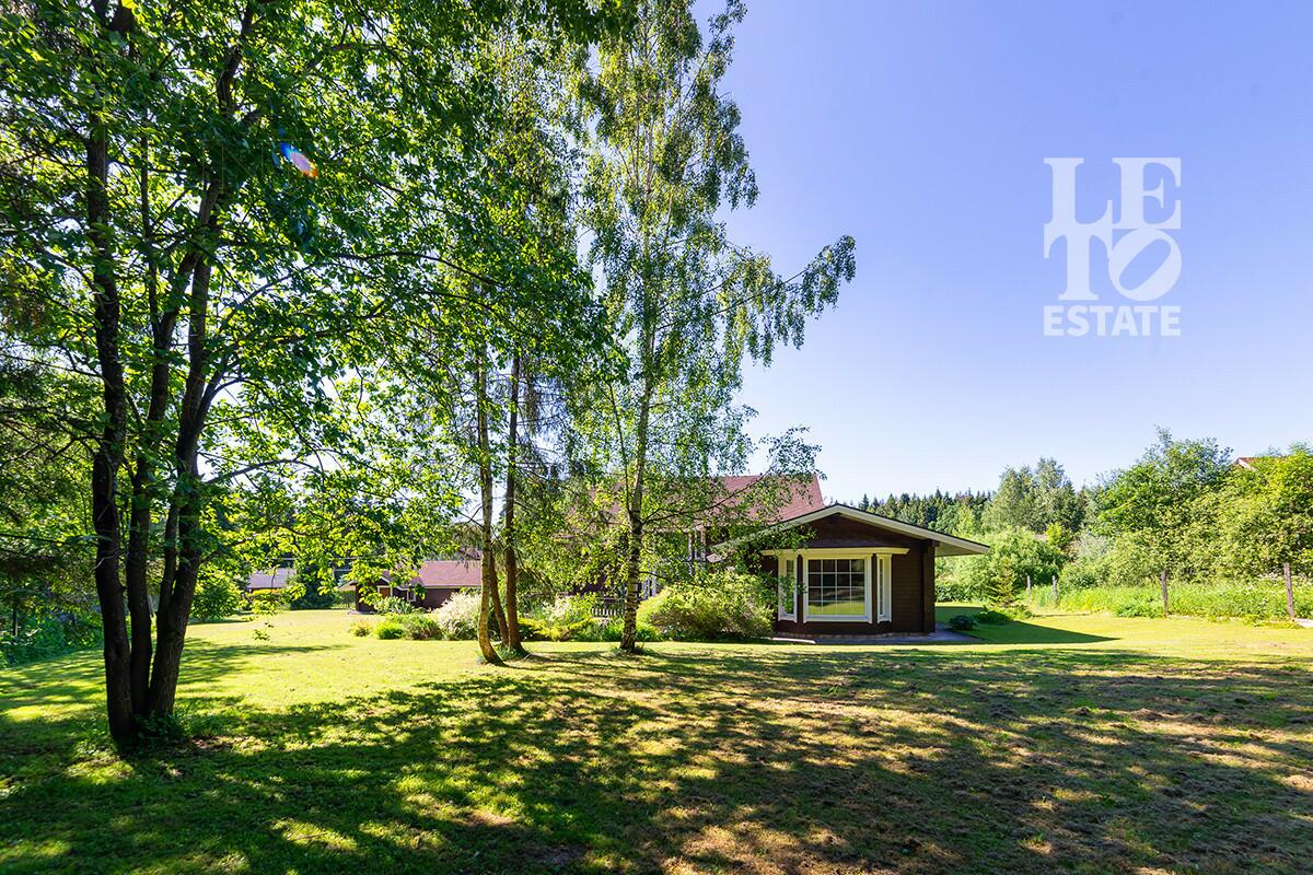 2-этажный коттедж 350 м² с отделкой