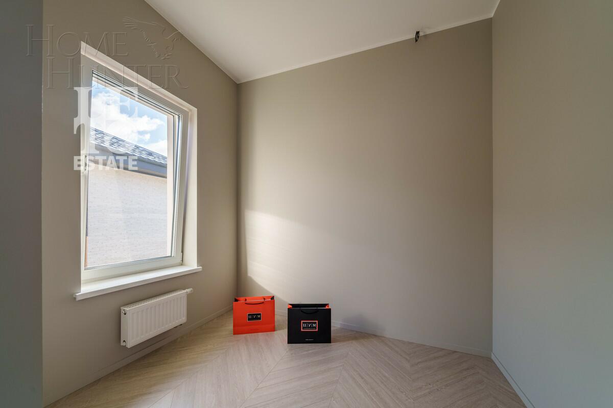 2-этажный коттедж 242.4 м² с отделкой