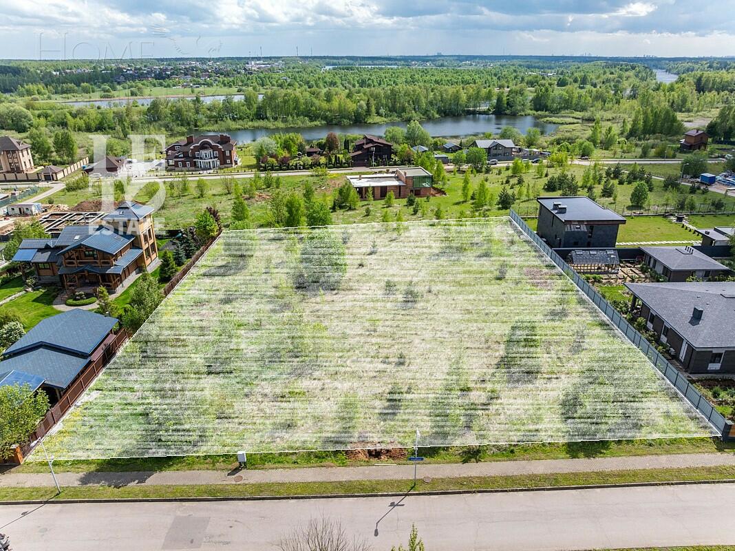 Участок 49.33 сот. в охраняемом поселке