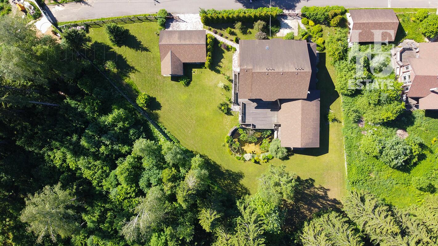 2-этажный коттедж 350 м² с отделкой