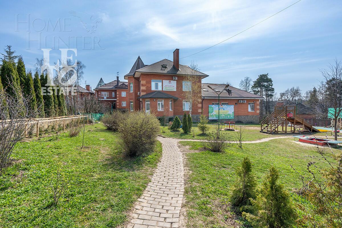 2-этажный коттедж 450 м² с отделкой