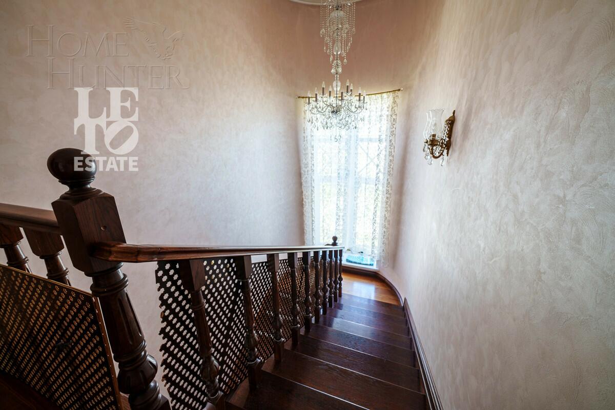 2-этажный коттедж 680 м² с отделкой