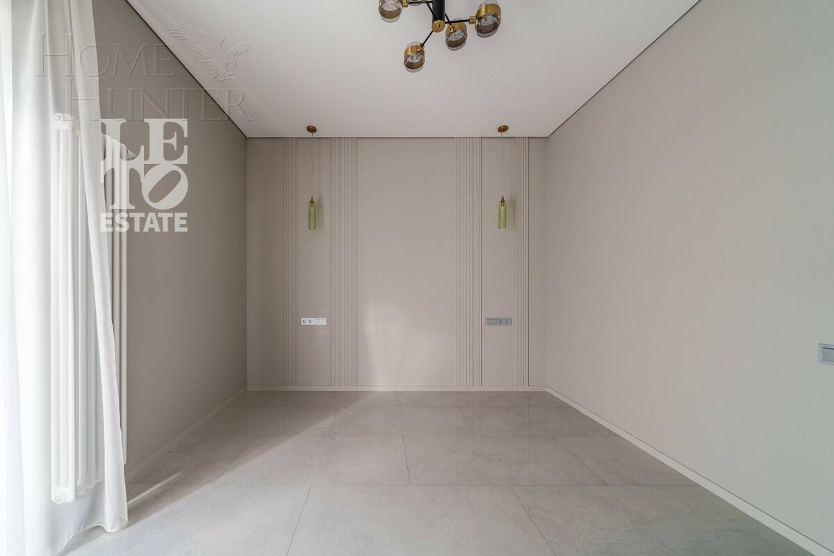 2-этажный коттедж 242.4 м² с отделкой