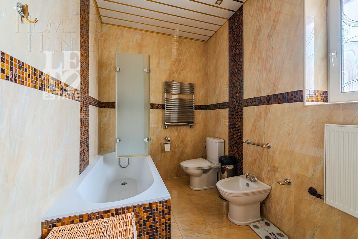 2-этажный коттедж 554 м² с отделкой