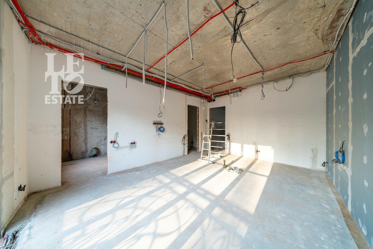 4-этажный таунхаус 395 м² без отделки