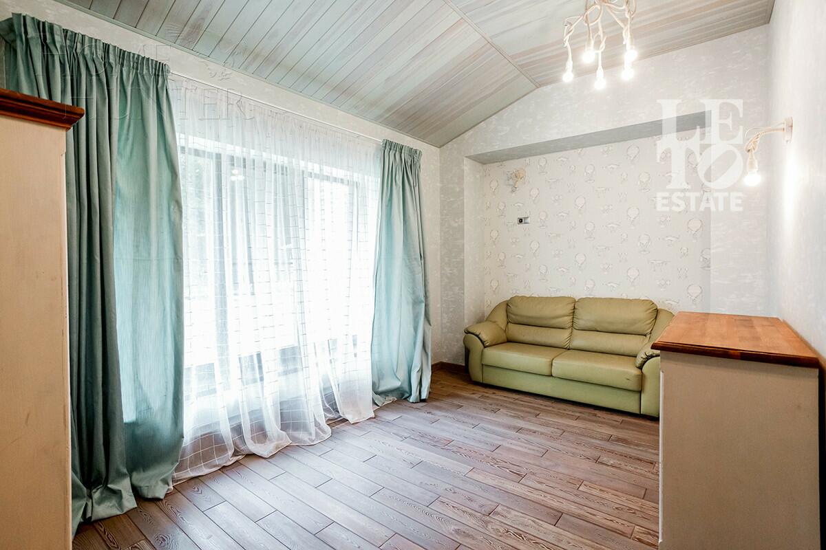 2-этажный коттедж 302 м² с отделкой