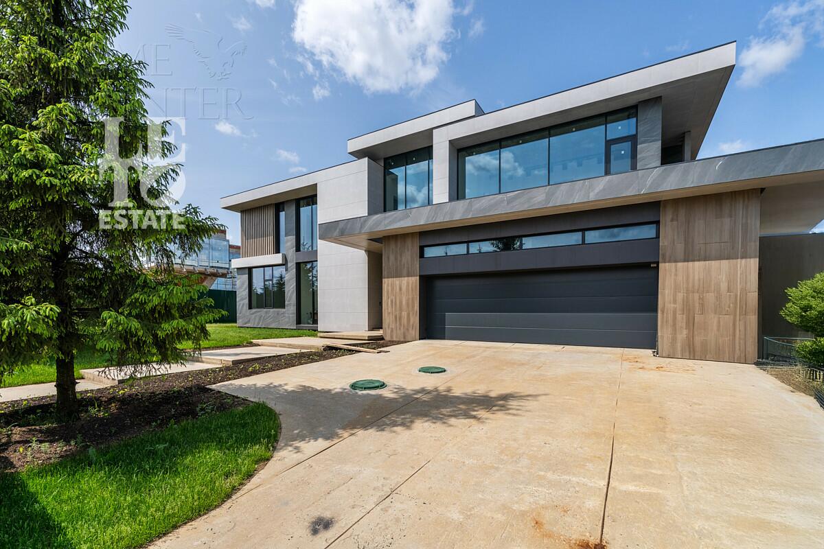 2-этажный коттедж 891 м² без отделки