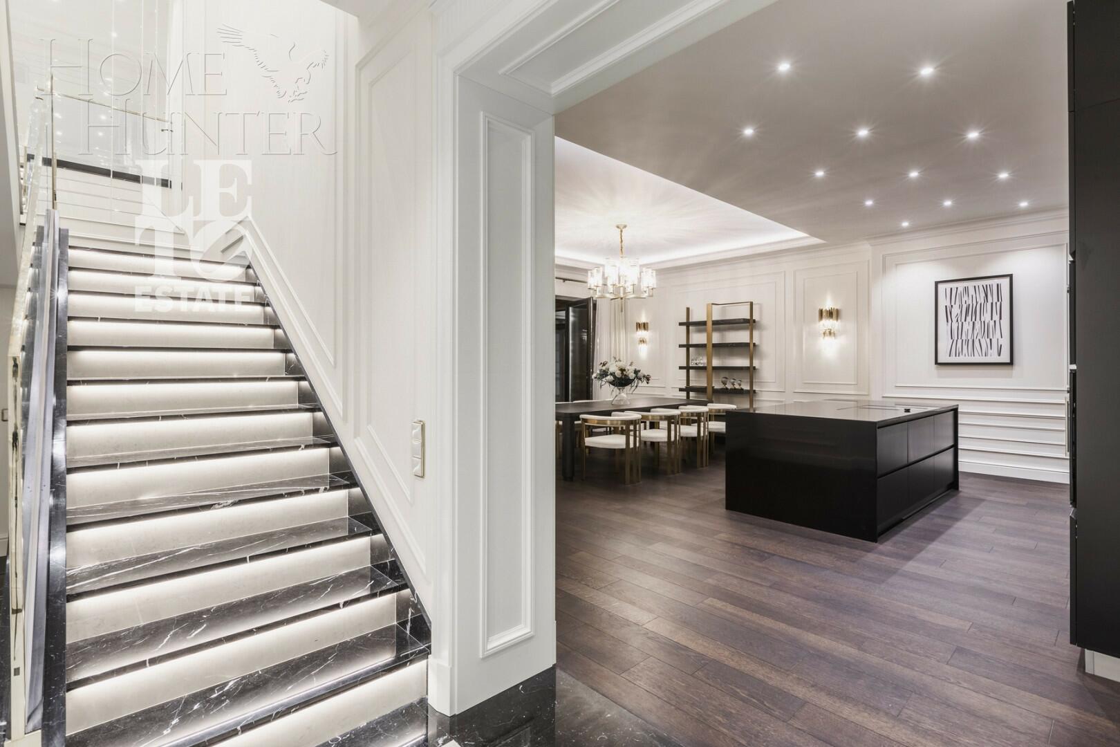 2-этажный коттедж 961 м² с отделкой