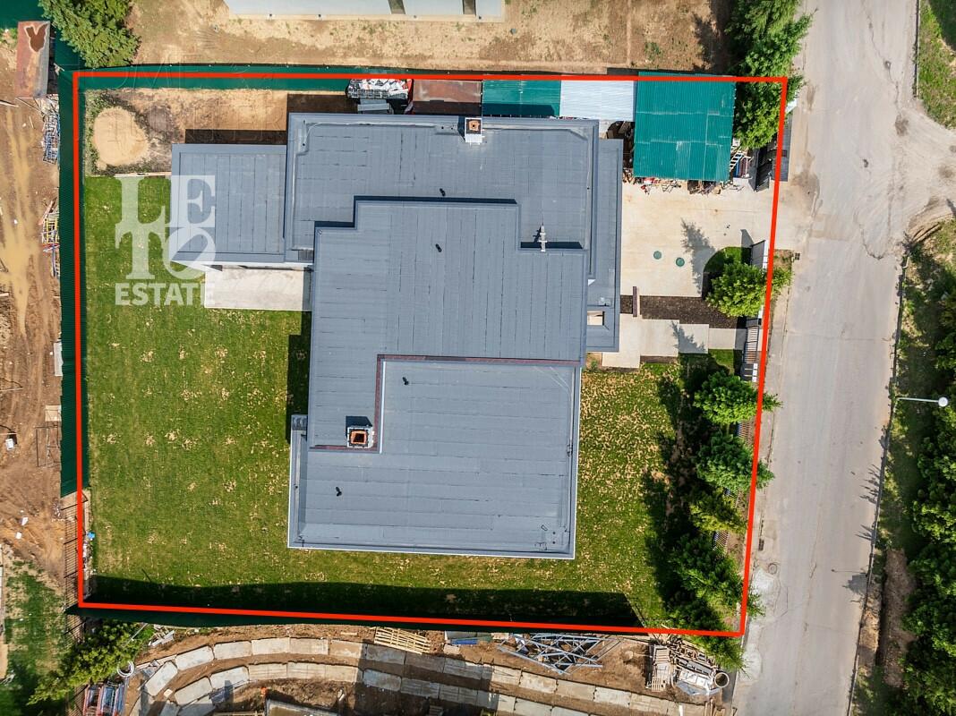 2-этажный коттедж 891 м² без отделки