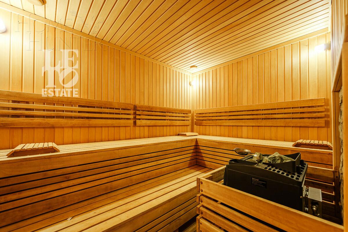 2-этажный коттедж 450 м² с отделкой